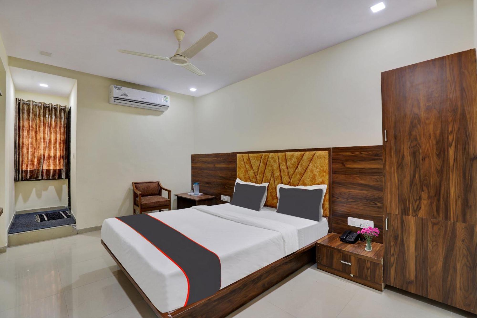 Hotel O Neelkamal อาเมดาบัด ภายนอก รูปภาพ