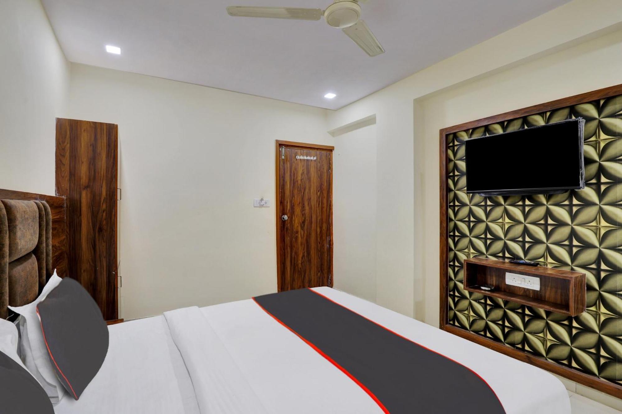 Hotel O Neelkamal อาเมดาบัด ภายนอก รูปภาพ